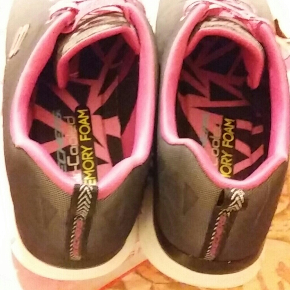 Skechers Flex Shoes